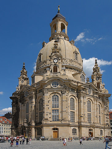 Foto Frauenkirche und Neumarkt